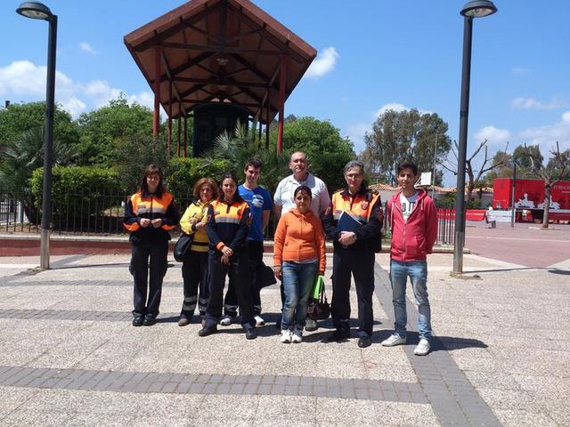 Un grup d'alumnes de l'IES Matilde Salvador de Castell es forma amb Protecci Civil a Vila-real 