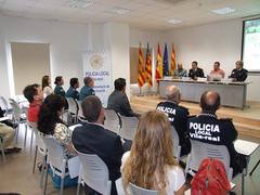 La Policia Local de Vila-real imparteix el curs 'nic i pioner' a Espanya de mediaci policial a una delegaci de Brasil  _1