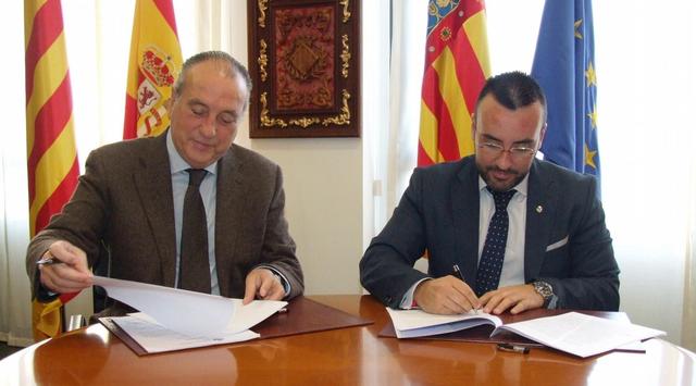 Signatura del conveni de la Ciutat Esportiva del Villarreal