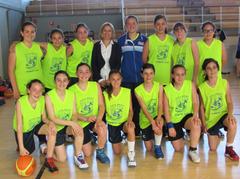 Silvia Gmez felicita a las jugadoras del Vila-real Bsquet Club_2