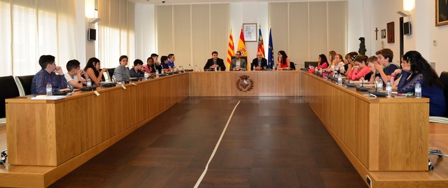 Reuni del Consell de Xiquets i Xiquetes amb el conseller de Transparncia i Particpaci_1