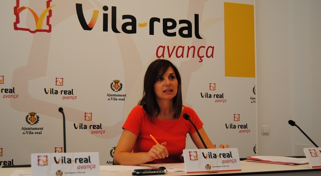 Maria Dolores Parra presenta el plan de ajuste de Economa