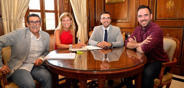 Firma del convenio de interoperabilidad de servicios de prstamo de bicicletas entre Vila-real y Castell_2