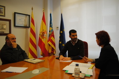 Alvaro Escorihuela es reuneix amb la directora general d'Infncia