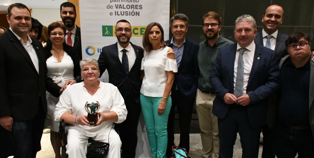 Premio ONCE Solidarios a Fina Mora