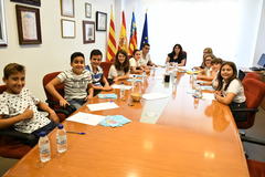 Reuni de la regidora de Participaci Ciutadana amb membres del Consell de Xiquets i Xiquetes _2