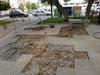El Departament de Gesti� d'Obres i Serveis renova part del paviment de la pla�a del Llaurador