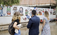 Benlloch visita el mural de las tradiciones locales de Po XII_3