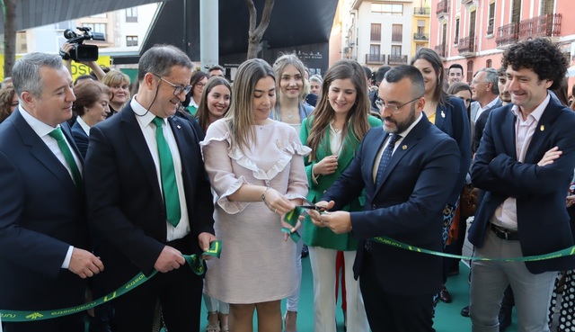 Inauguraci de l'oficina de Ruralnostra en la plaa Major de Vila-real_3