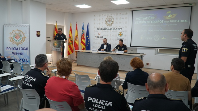 I Seminario nacional sobre motivacin y gestin de equipos de la Polica Local_3
