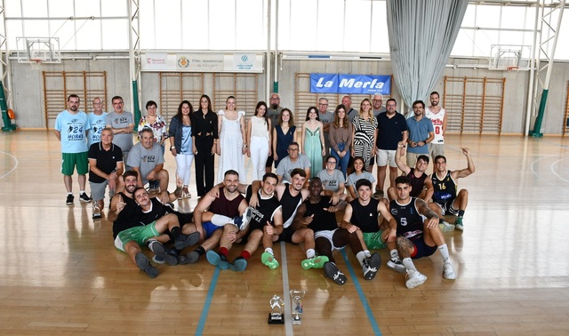 24 horas de baloncesto organizadas por la pea La Merla