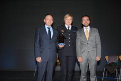 Vila-real rep el Premi Infncia 2012 de la Conselleria de Justcia i Benestar Social pel projecte de Convivncia en les Aules de la Policia Local