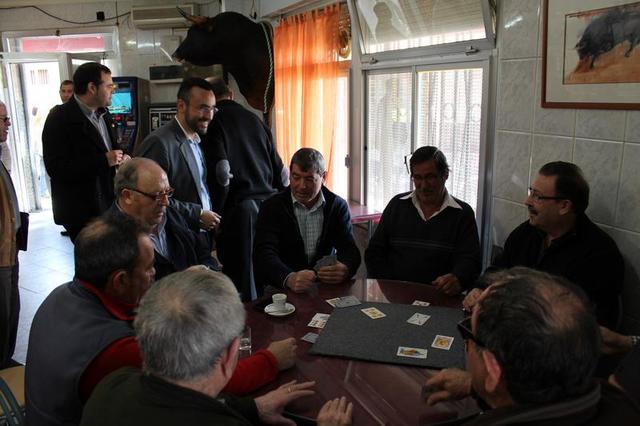 La campaa 'L'alcalde al barri' traslada el Ayuntamiento al barrio de Sant Ferran_5