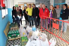 L'AMPA de Concepcin Arenal celebra una xocolatada solidria per a recollir aliments a benefici de Critas i Creu Roja