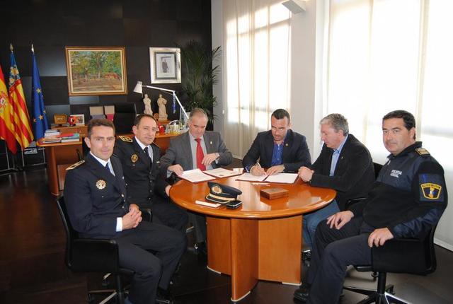 Conveni de collaboraci entre la Policia Local de Vila-real i la de la Vilavella 