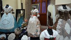 La Casa dels Mundina exhibeix fins divendres el Manifest de la reina i dames de 2013