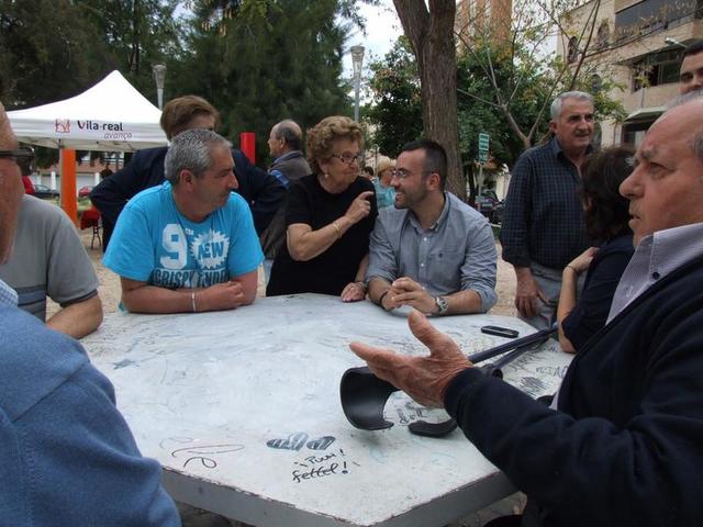 La campaa 'L'alcalde al barri' traslada durante todo el da el despacho de alcalda al barrio de El Pilar 