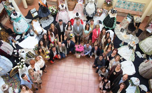 Manifest reina y damas 2014