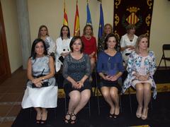 Homenaje a la reina y damas de 1964 y 1989_2