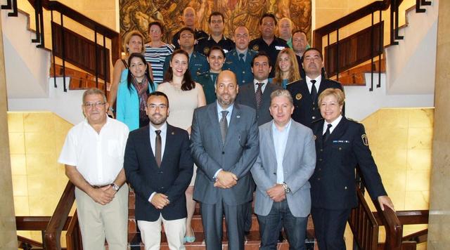 Recepcin a los alumnos del I Curso de Especializacin en Mediacin Policial_3