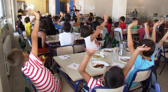 Comedor escolar del Aplec de agosto_2