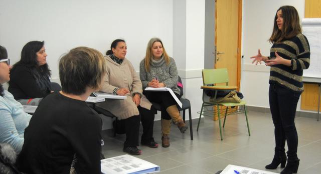 Curs per a cuidadors de xiquets amb dependncia severa