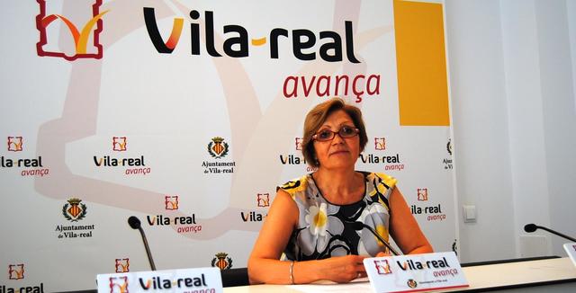 Rosario Royo presenta les actuacions de millora en collegis