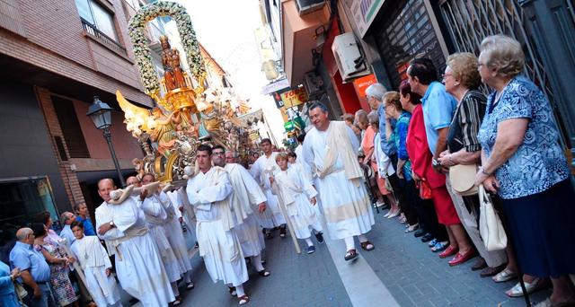 Misa y procesin de la Virgen de Gracia 2015