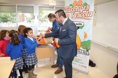 Taronges a l'escola per Nadal_3