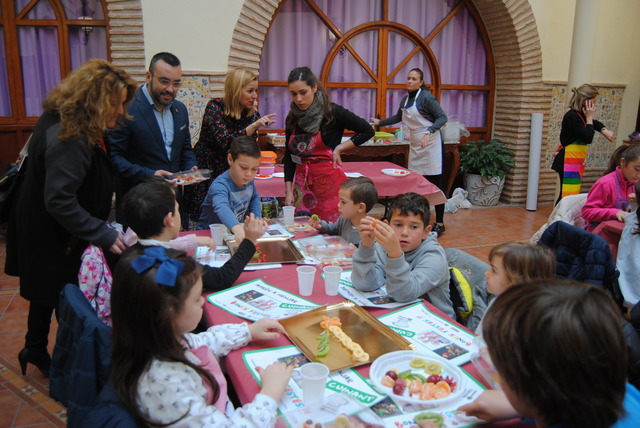 Visita al taller de cocina navidea.