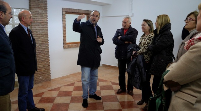 Visita amb Creu Roja a l'antiga Escola Taller