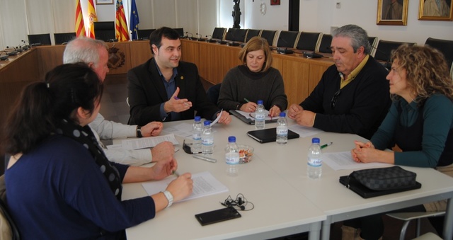 Comisin de trabajo para crear el Defensor del Vecino