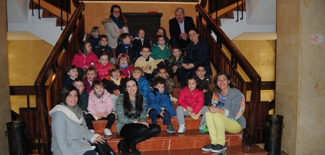 Visita de alumnos del colegio Cervantes