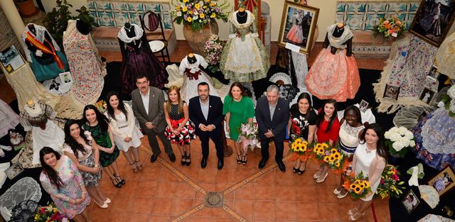 Manifest de la reina y damas 2016