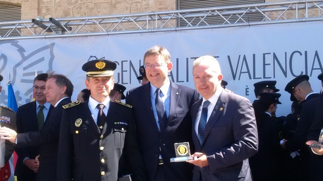 Entrega de la Distinción Honorífica de la Generalitat a la Policía Local_2