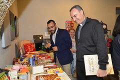 Mercadillo solidario de Manos Unidas 2016_1