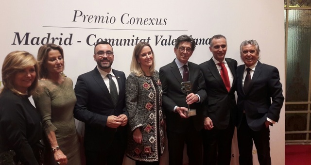 Entrega del premio Conexus a Porcelanosa Grupo