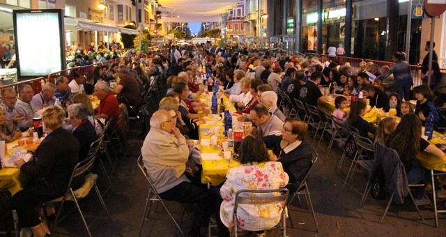 X Cena de hermandad de vecinos y vecinas