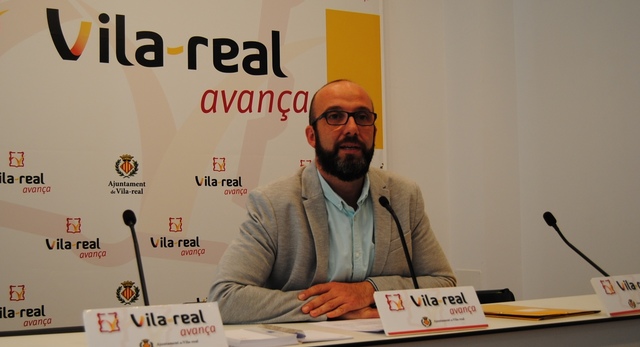 Santi Cortells presenta l'Escola de Tradicions Locals 2017-2018