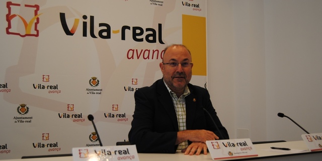 Emilio M. Obiol anuncia la campaa Salvem l'Hostal del Rei