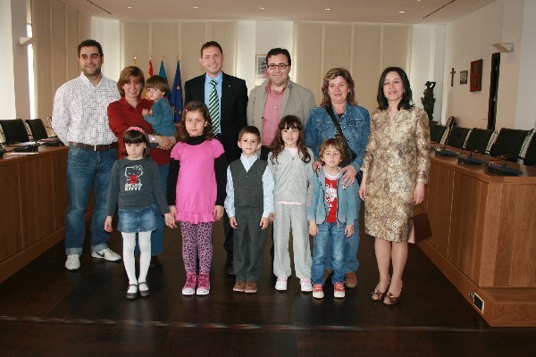 Ganadores del Premio Lecturis y Actividad "Caf i Contes" en la Biblioteca Central