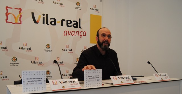 Presentaci de la campanya de retolaci en valenci