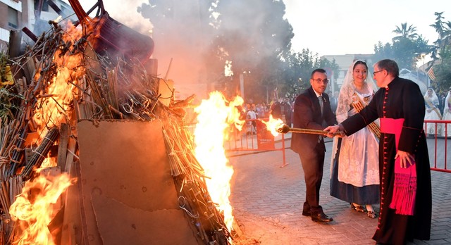 Ofrenda y hoguera de San Pascual 2018_6