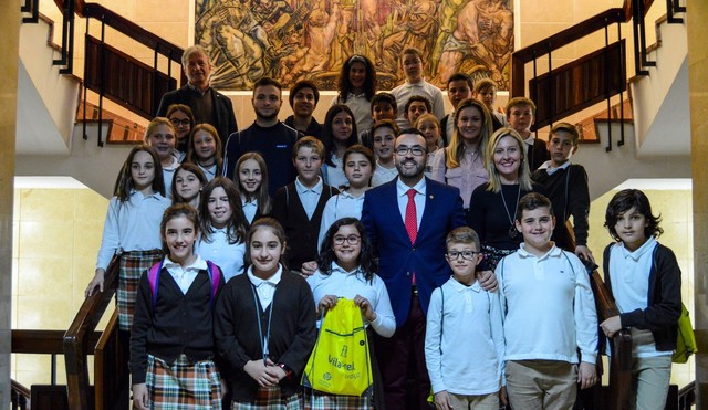 Recepcin a los alumnos del Jos Soriano ganadores de la MICE_1