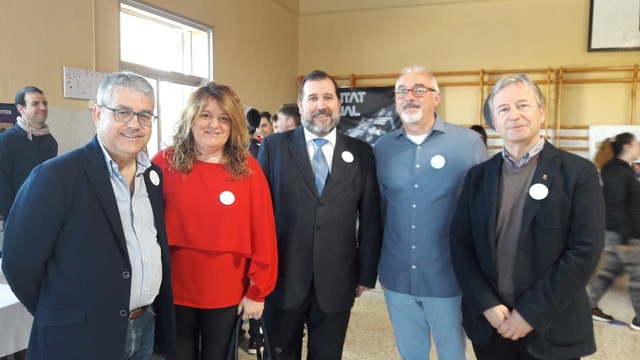 Visita a la Feria de la Ciencia del colegio Santa Mara