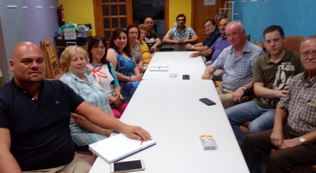 Caravaca es reuneix amb les associacions de vens