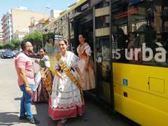 Bus 'fester' en l'obertura de les festes