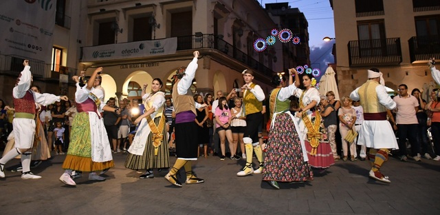 'Ball de plaa' en la plaza de la Vila_2