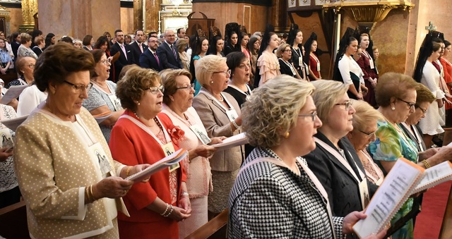 Festa de l'Associaci de Filles de Maria del Rosari