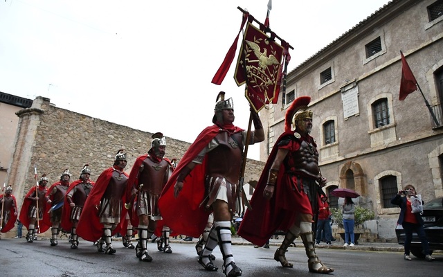 Desfilada de la Gurdia Romana de la Sang a Segorbe